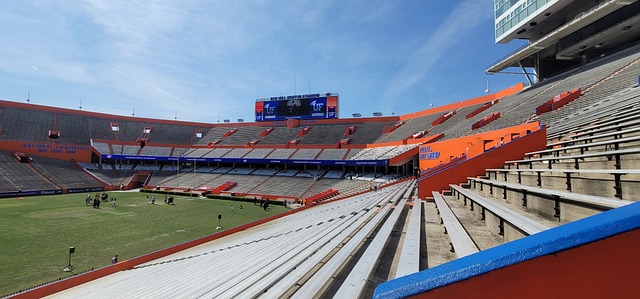 足球敲响了 足球敲响了